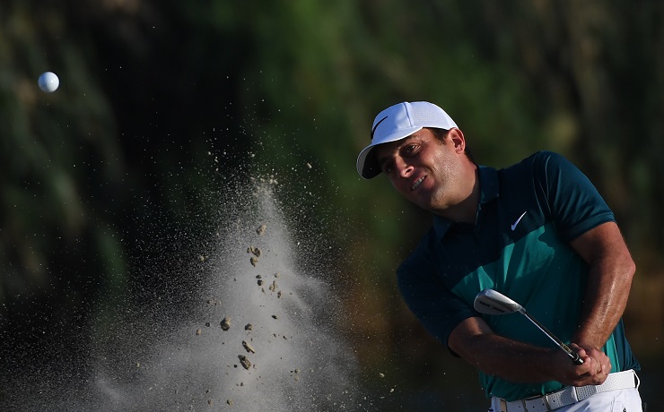 Garcia and Molinari share halfway lead on Earth