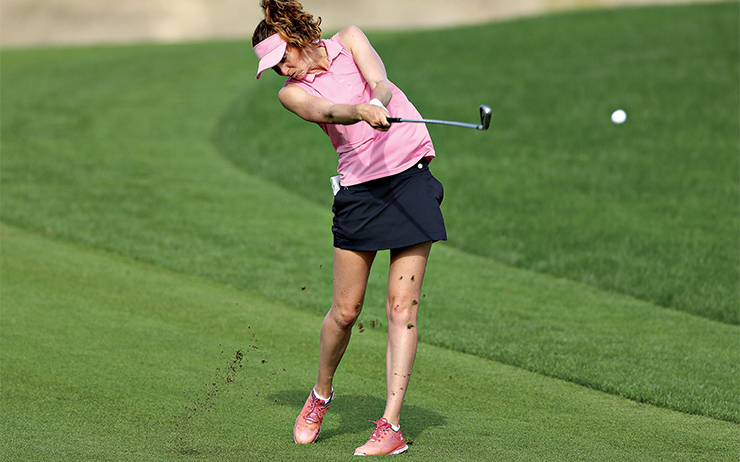 Parker poised but won’t rely on caddy for final round charge