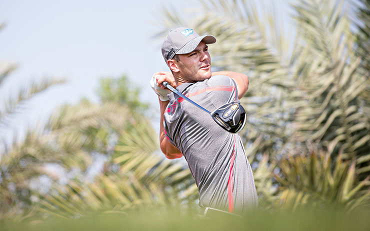 Kaymer cruises into uncomfortable lead