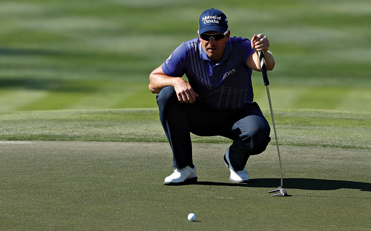 Stenson lurks with  intent in Dubai
