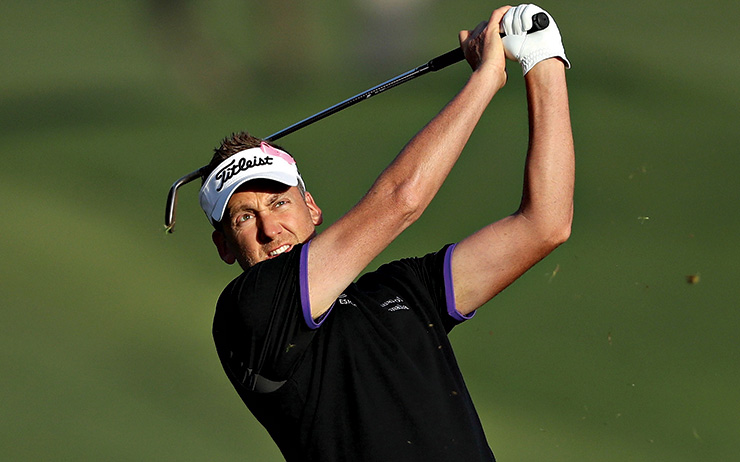 Poulter poised with his  red-hot putter in Dubai