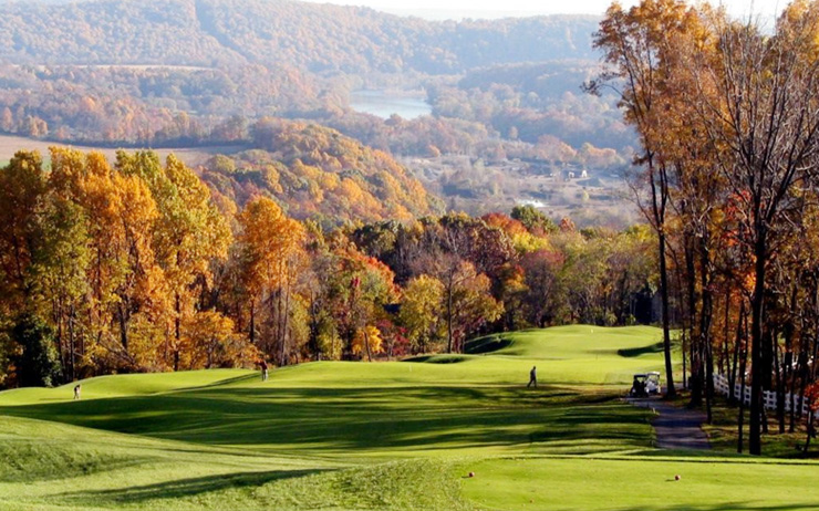 Judge fines golf course for…not installing cameras to monitor out-of-bounds shots?