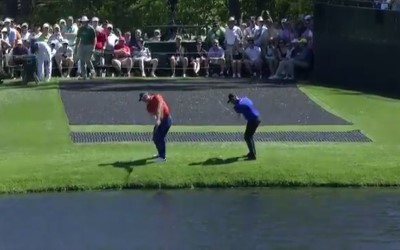 This video of Danny Willett and Tyrrell Hatton simultaneously skipping golf balls close at No.16 is mesmerising