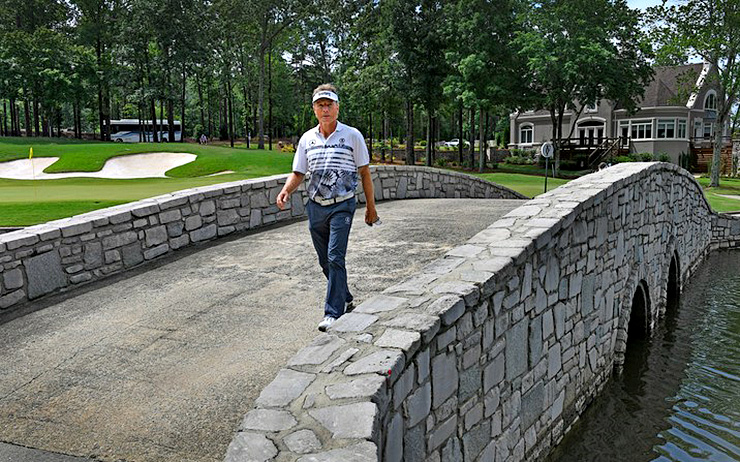 Bernhard Langer wins Regions Tradition, ties Jack Nicklaus for most all-time senior major titles