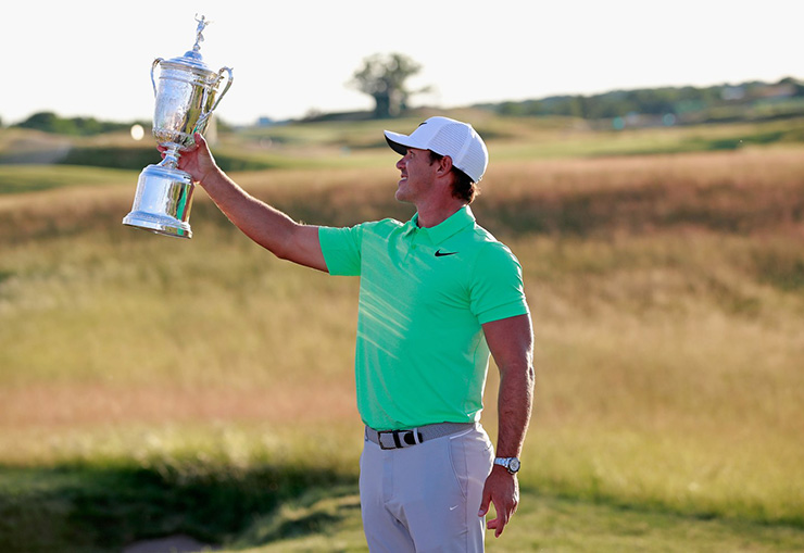 Brooks Koepka muscles his way into history