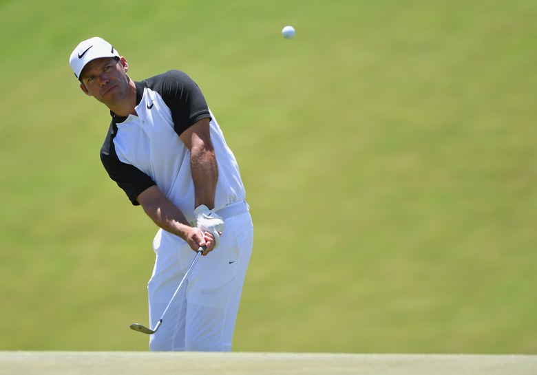 Four tied for second-round lead at the U.S. Open