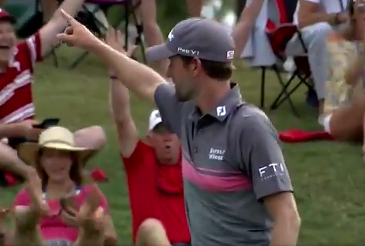 Webb Simpson holes a ridiculous bunker shot for eagle, continues dominant run at TPC Sawgrass