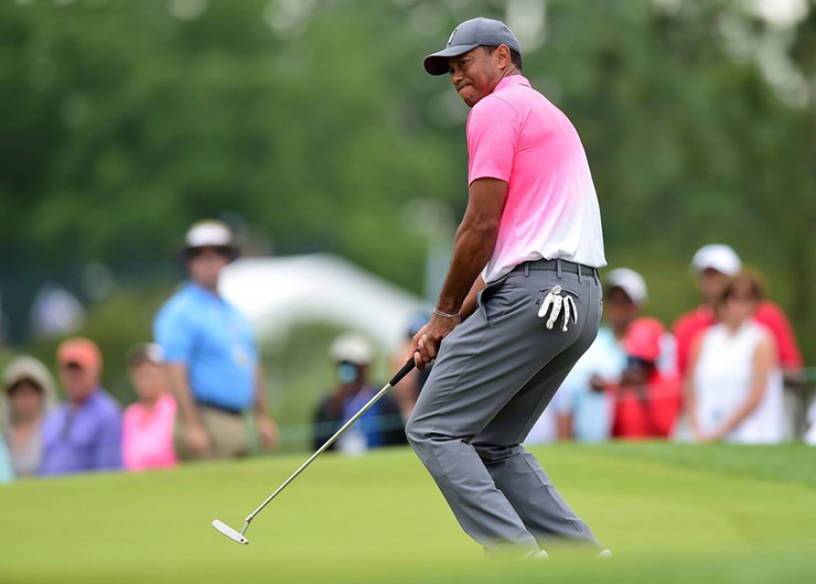 Tiger Woods prospers in isolation at Quail Hollow, yet still searching