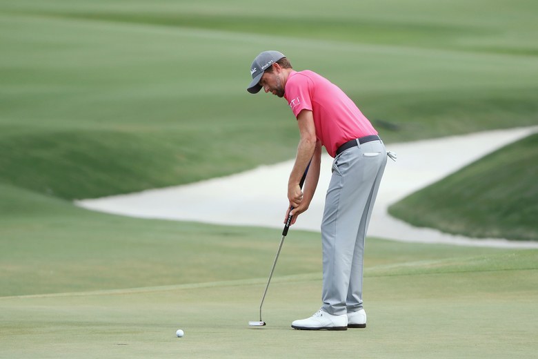 Is Webb Simpson’s arm-anchoring style of putting the way of the future?