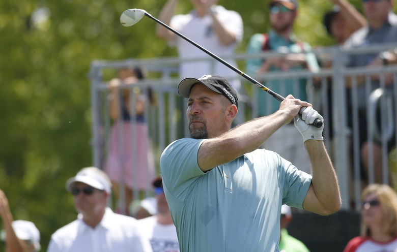 John Smoltz on qualifying for the U.S. Senior Open, playing matches with Tiger Woods, and how golf affected his free agency