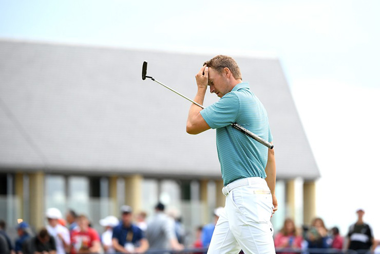 Jordan Spieth misses six-inch putt for triple bogey at Northern Trust