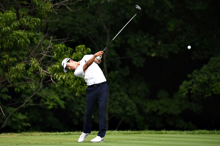 Michael Kim keeps it rolling with third-round 64, leads by five at the John Deere Classic