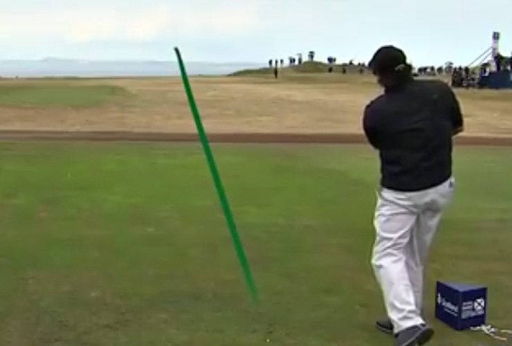 This Phil Mickelson stinger is so good even Tiger Woods would be impressed
