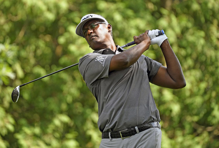 Vijay Singh finally wins a senior major, the Constellation Senior Players Championship, in a playoff