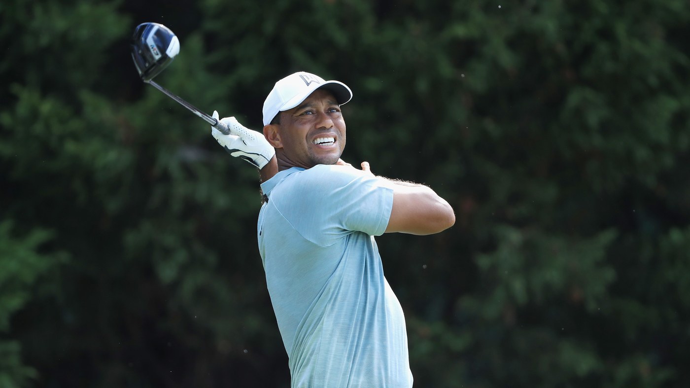 Tour Championship 2018: With substance over style, Tiger Woods grabs first 36-hole lead since 2015