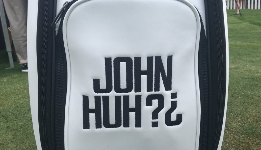 PGA Tour pro has fun with his name by adding punctuation marks on his golf bag