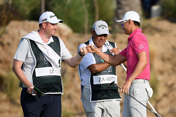 Li swoops with four eagles to set up a Sunday shootout in Saudi with Dustin Johnson