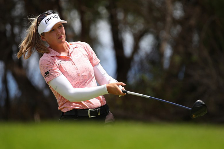 Brooke Henderson defends LOTTE Championship title, wins by four in Hawaii