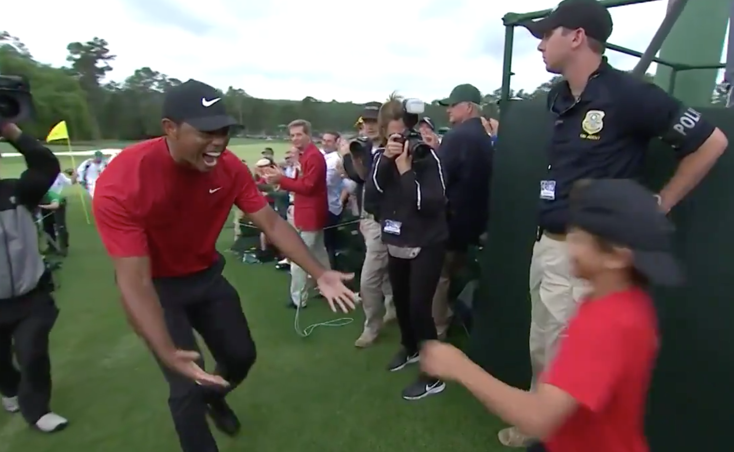 Masters 2019: Watch Tiger Woods’ melt-your-heart post-victory hug with his kids