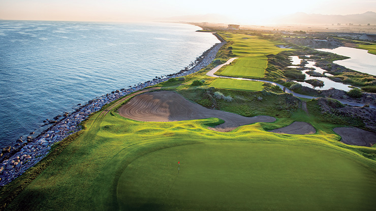 There’s now a stay to match the quality of Oman’s must play, Al Mouj Golf