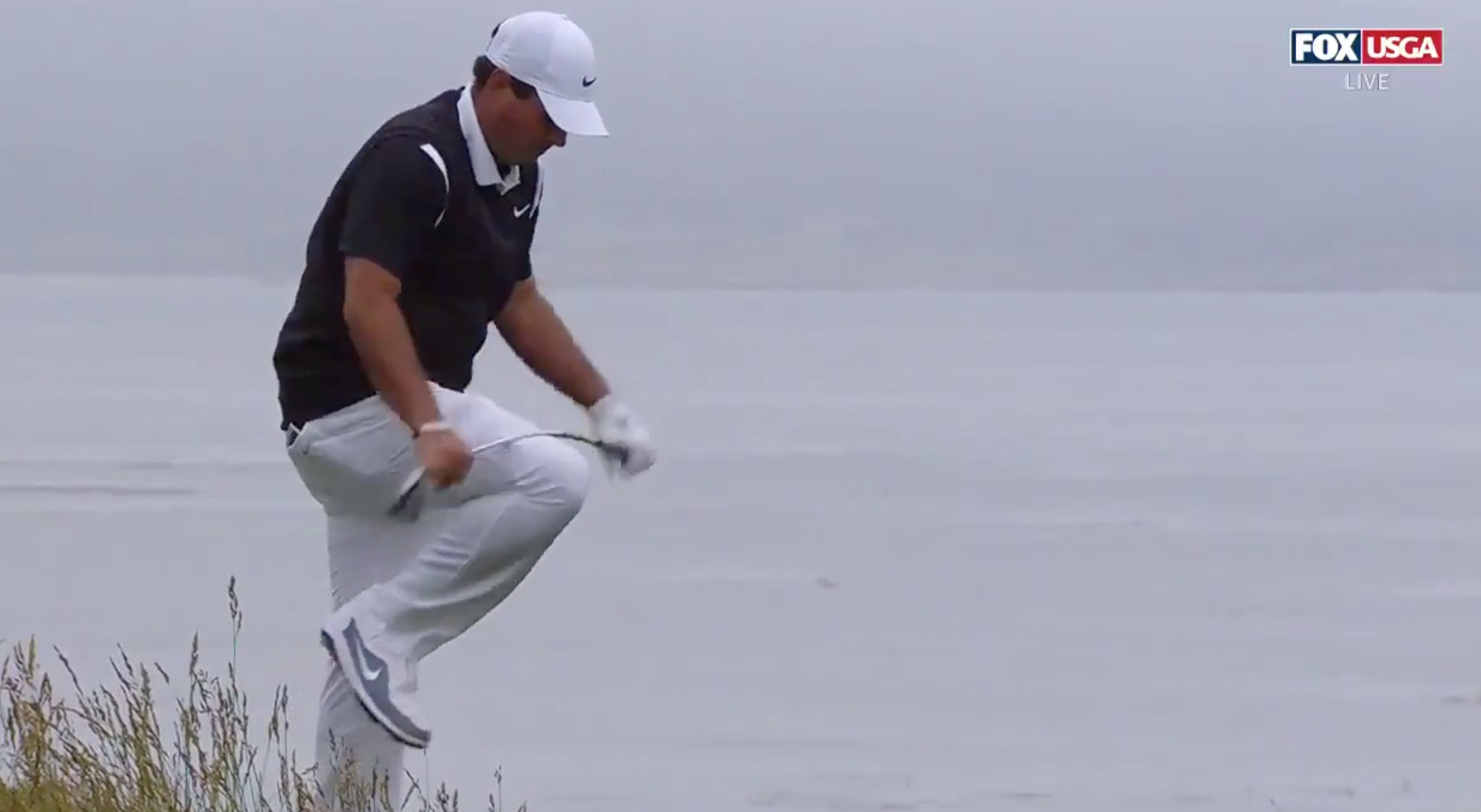 U.S. Open 2019: Watch Patrick Reed snap a wedge over his knee in a mesmerising burst of rage