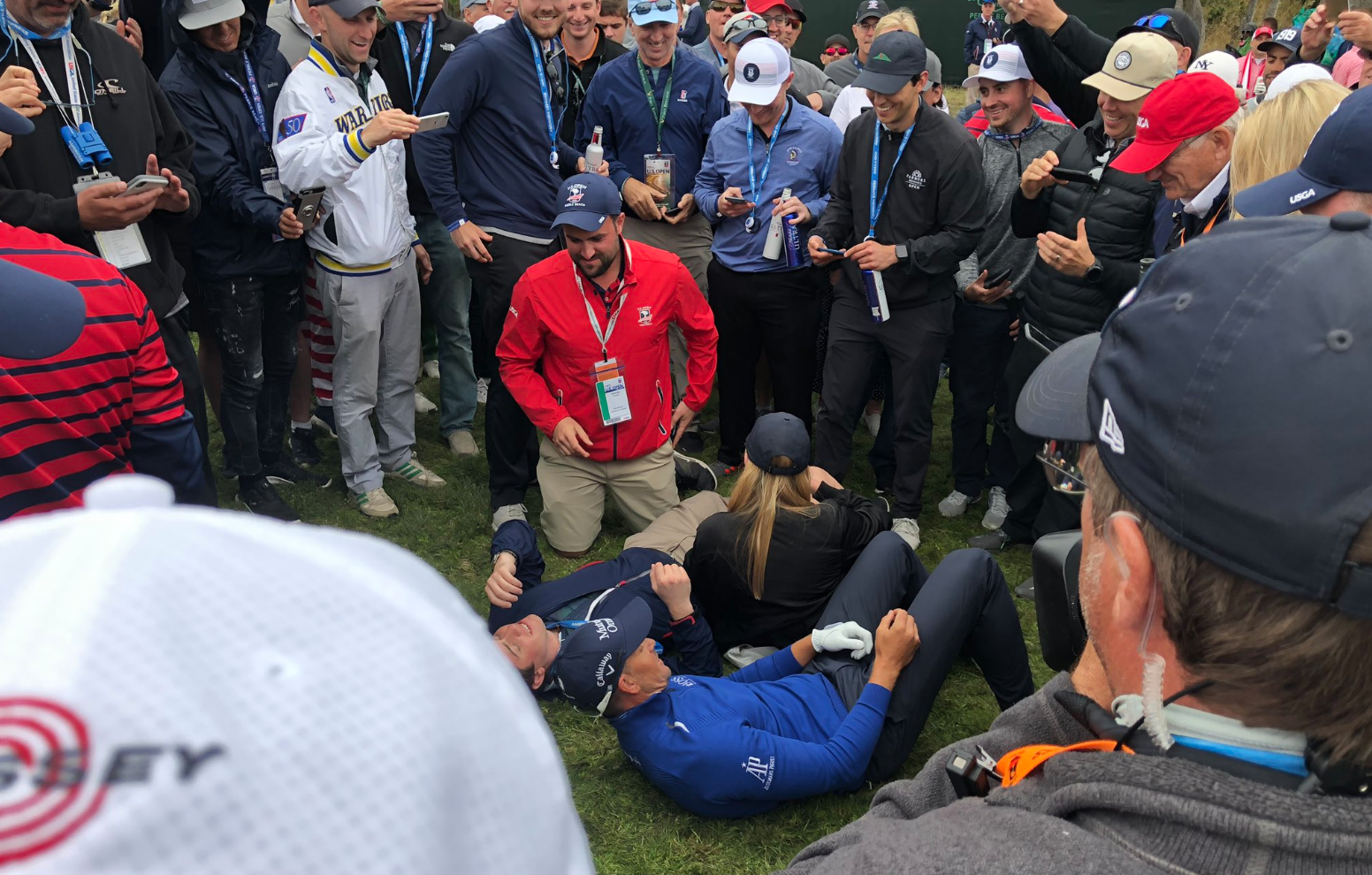 U.S. Open 2019: Henrik Stenson knocked a fan out with a semi-shank…then posed for a selfie on the ground