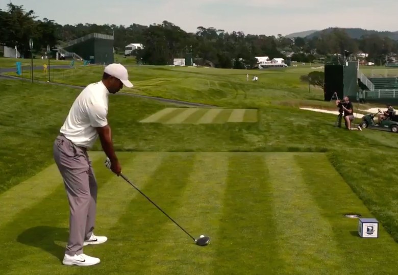 How Tiger hits a bomb when he needs one