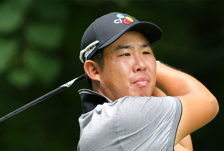 Byeong Hun An leads the Wyndham Championship by one over Webb Simpson and Brice Garnett