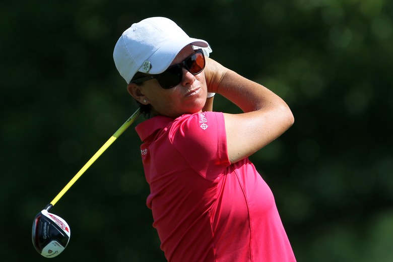 LPGA player’s WD cancels out a 9 to preserve chance at $1 million season-long challenge, says injury is “legit”