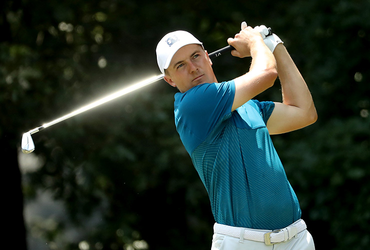 Jordan Spieth matches his lowest round of the year, sits two off the lead at the Wyndham Championship