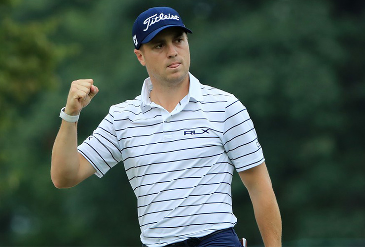 Justin Thomas shoots 61 at Medinah, sets up potential victory lap for first win in over a year