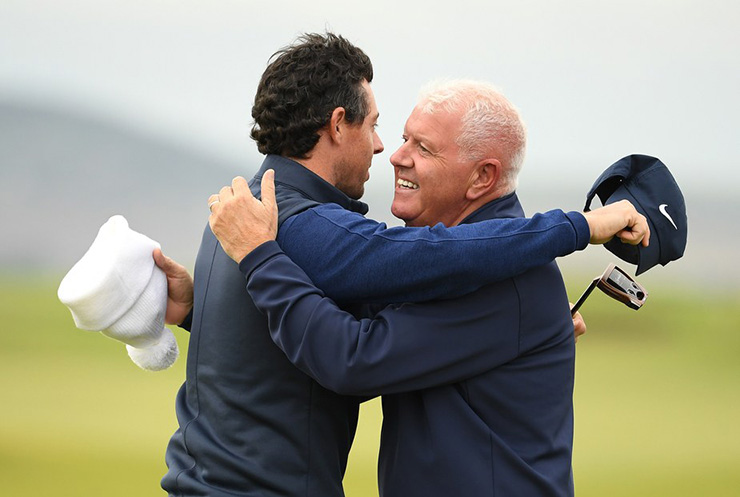 Watch McIlroy chip-in for incredible par save at Carnoustie
