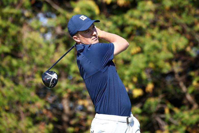 Jordan Spieth ties for eighth, hints that his weekend woes might be behind him