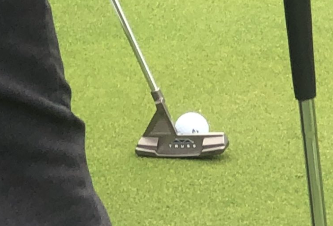 Tiger Woods spotted practicing with a unique-looking putter before Skins Game