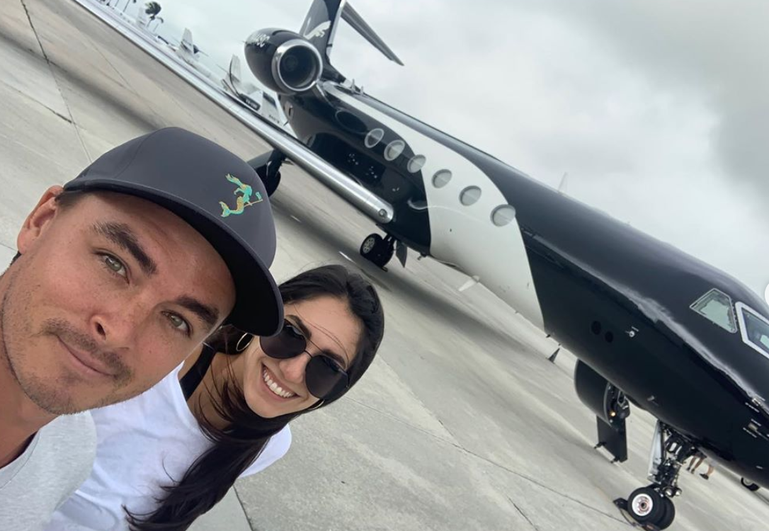 Fowler and bride off on honeymoon in private jet