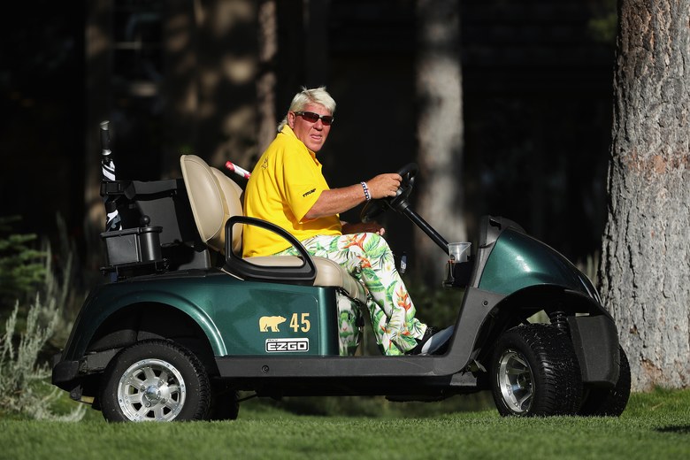 John Daly undergoes surgery on troubled knee