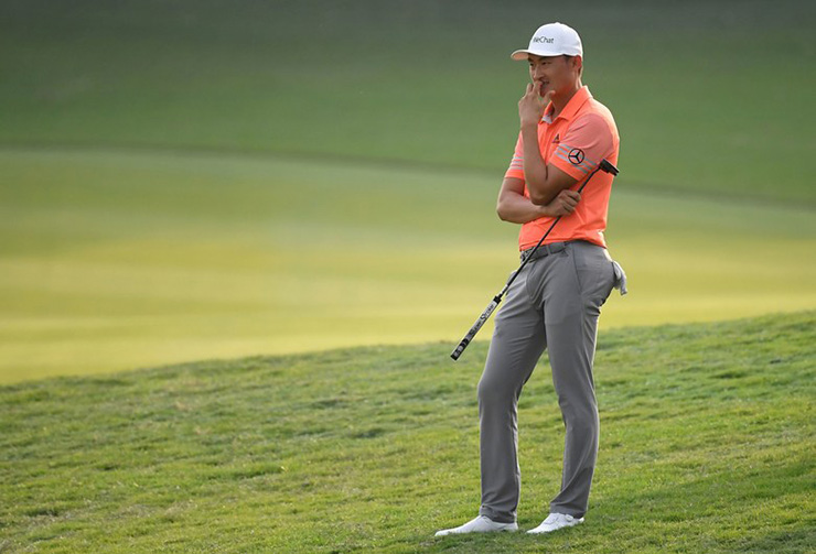 This bladed bunker shot pretty much ended the dream of Haotong Li winning the WGC-HSBC Champions at home in China