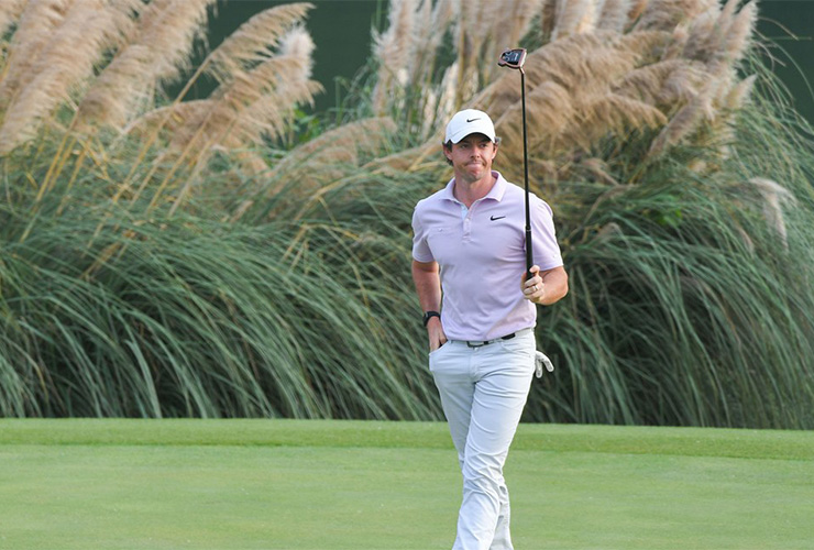 Third straight 67 gives Rory McIlroy the 54-hole lead at the WGC-HSBC Champions