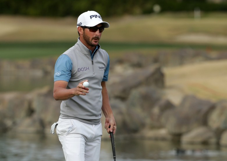 Andrew Landry again belies his form chart and wins
