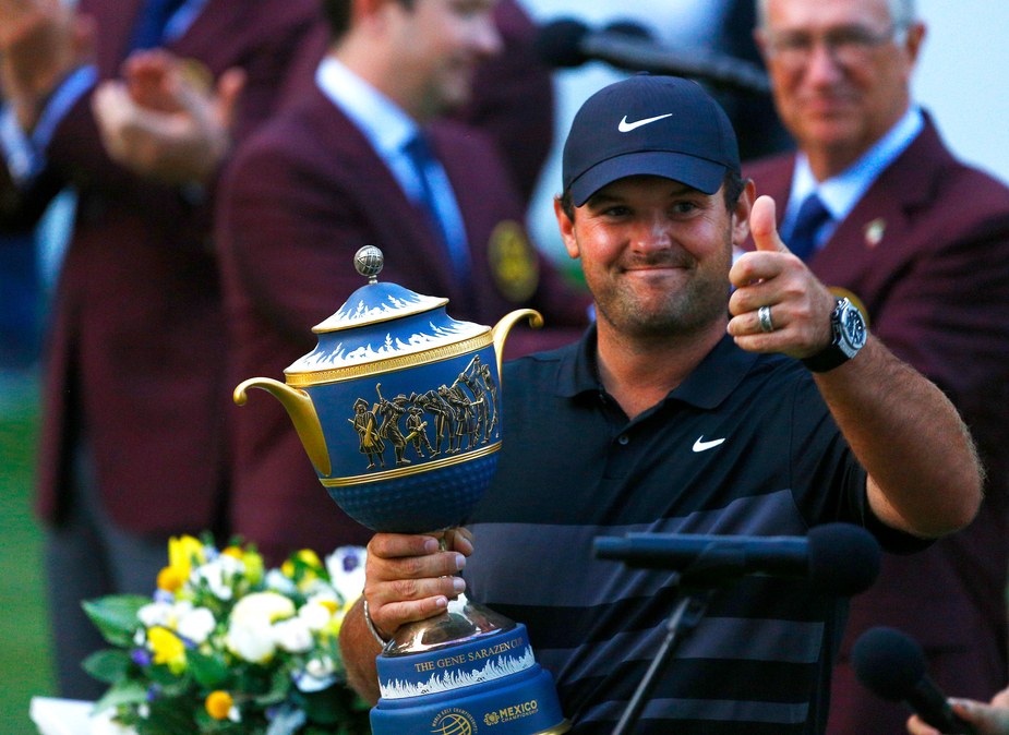 Patrick Reed’s Twitter blocking rampage, a Tiger Woods scare, and the most embarrassing golf shot ever