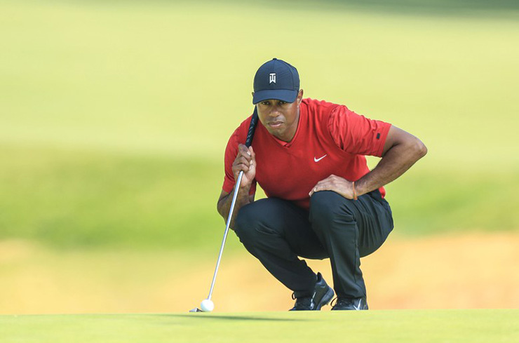 Tiger Woods has another frustrating round on Sunday, but finds solace off the course at the Genesis Invitational