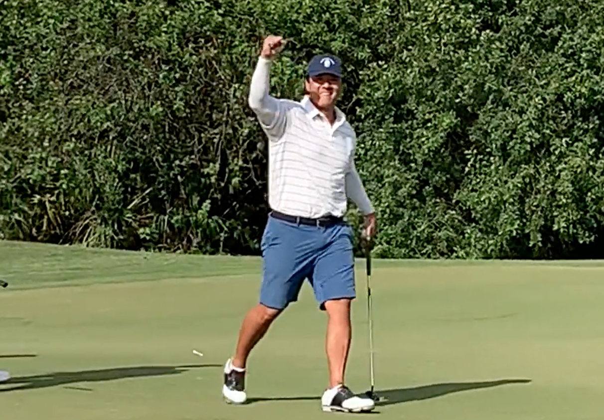Mini-tour legend wins from nine shots back thanks to birthday 59—and there’s even video to prove it