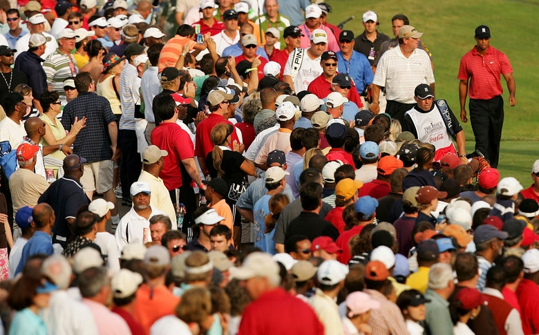 Mark Calcavecchia says Tiger Woods once saved him $300,000 at the Tour Championship