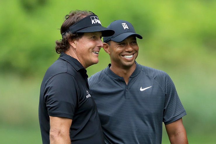 Phil Mickelson apparently scribbled Tiger Woods a note on a napkin, and left it in Tiger’s locker, after Tiger’s 2019 Masters win