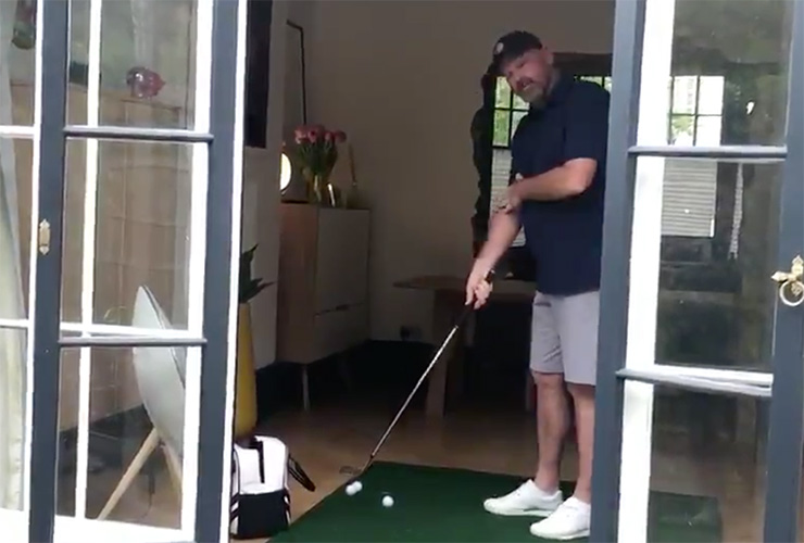Thomas Bjorn breaks glass door, proves that no one should hit golf balls indoors