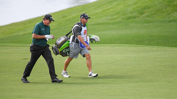 The hilarious story of how Phil Mickelson rigged a hand of poker against his brother