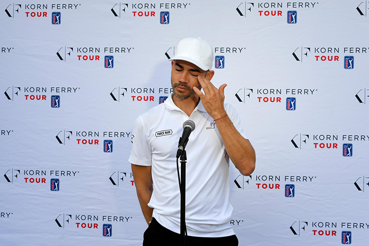 Camilo Villegas announces daughter is battling tumors