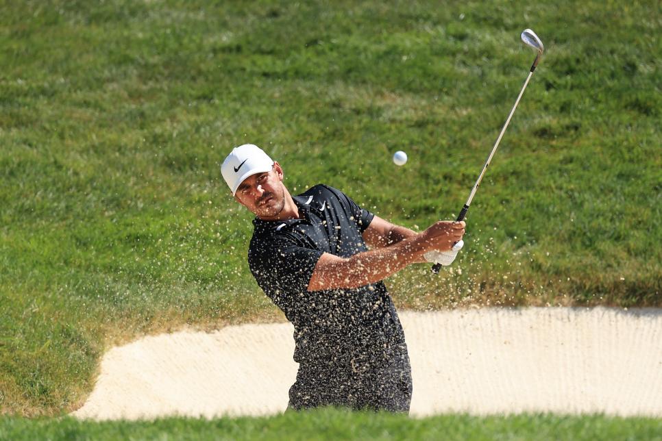 After sloppy 73, Brooks Koepka admits sore knee is not showing much improvement
