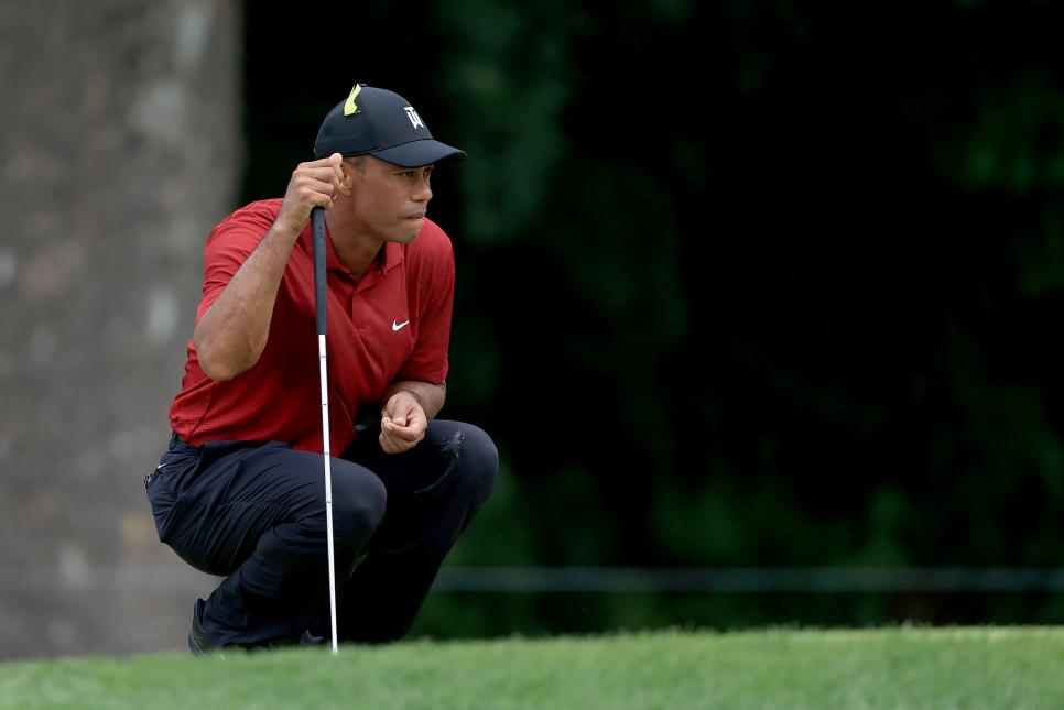 Tiger Woods weighing switch to new putter