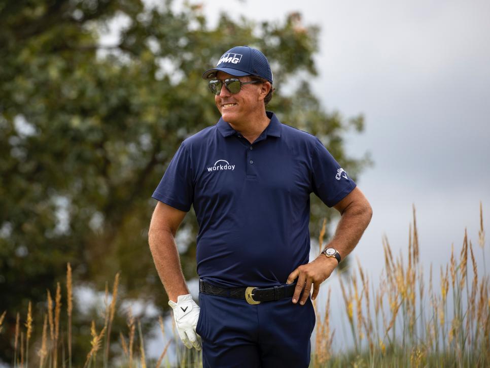 Phil Mickelson scores dominating win in his PGA Tour Champions debut